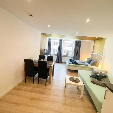 Mrs. Gold & Mr. 1 Apartman Bréma