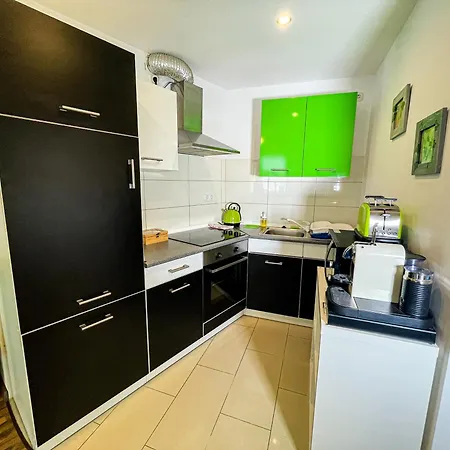 Mrs. Gold & Mr. 1 * Bremen